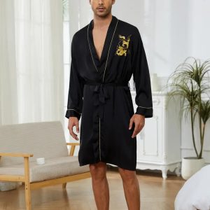 Peignoir de Luxe Noir avec Détails Dorés