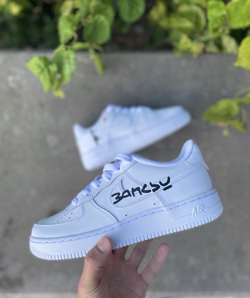 Air Force One – BANKSY – Image 3